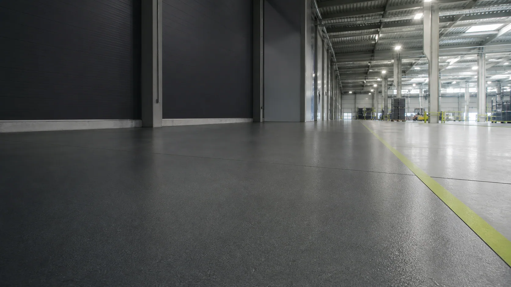 Grote bedrijfsvloer voor productie en logistiek